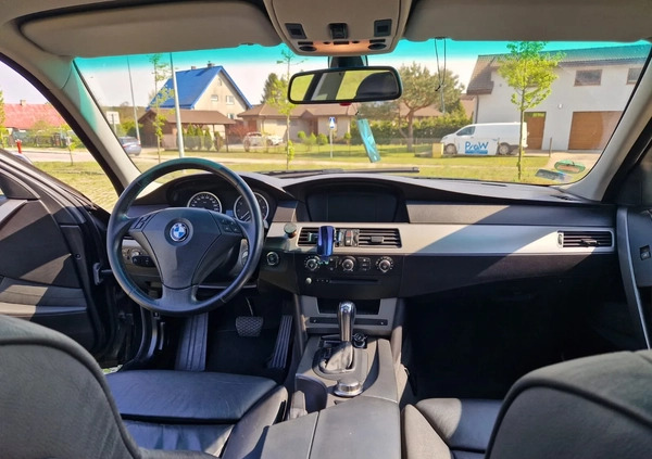 BMW Seria 5 cena 33900 przebieg: 235000, rok produkcji 2006 z Gdynia małe 79